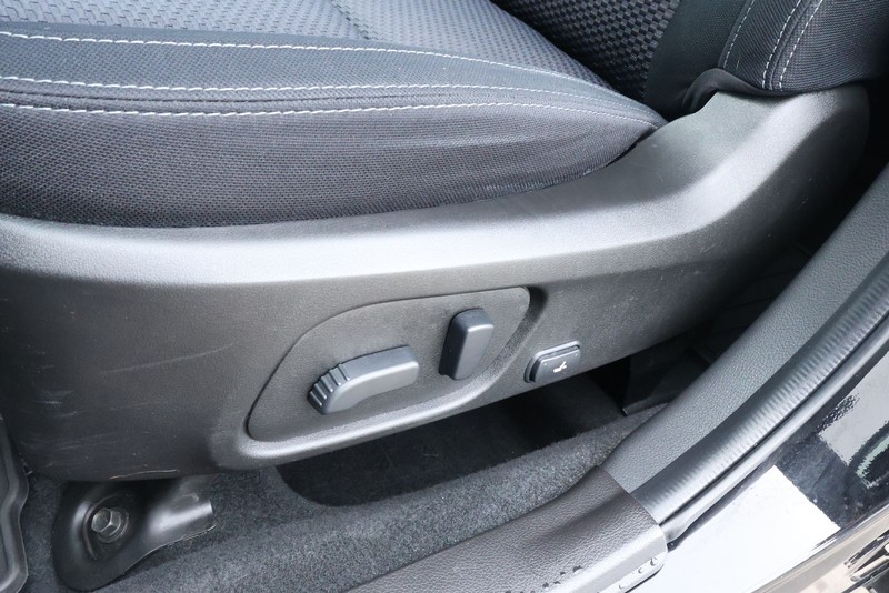 Subaru Forester Vehicle Full-screen Gallery Image 18