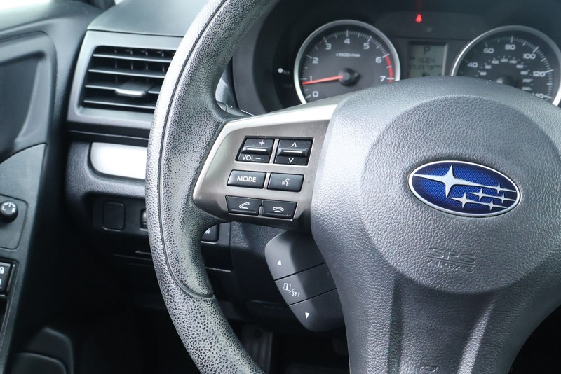 Subaru Forester Vehicle Full-screen Gallery Image 27