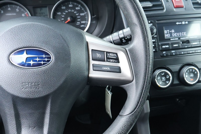 Subaru Forester Vehicle Full-screen Gallery Image 28