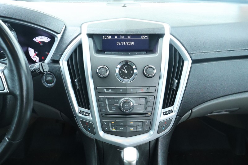 Cadillac SRX Vehicle Full-screen Gallery Image 31