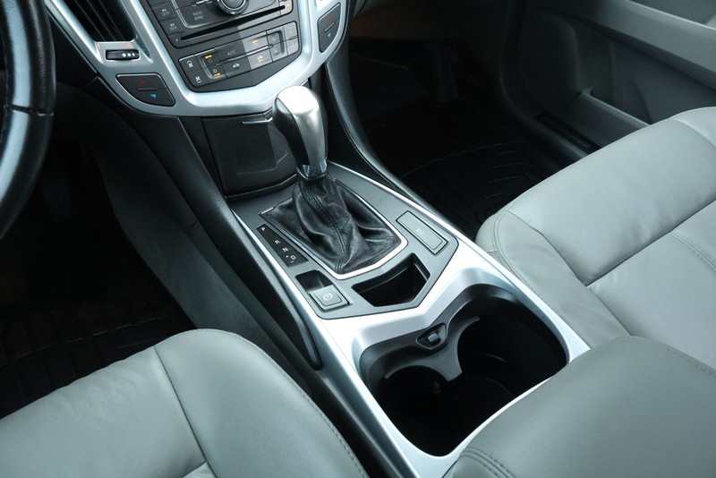 Cadillac SRX Vehicle Full-screen Gallery Image 32