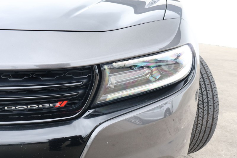 Dodge Charger Vehicle Full-screen Gallery Image 03