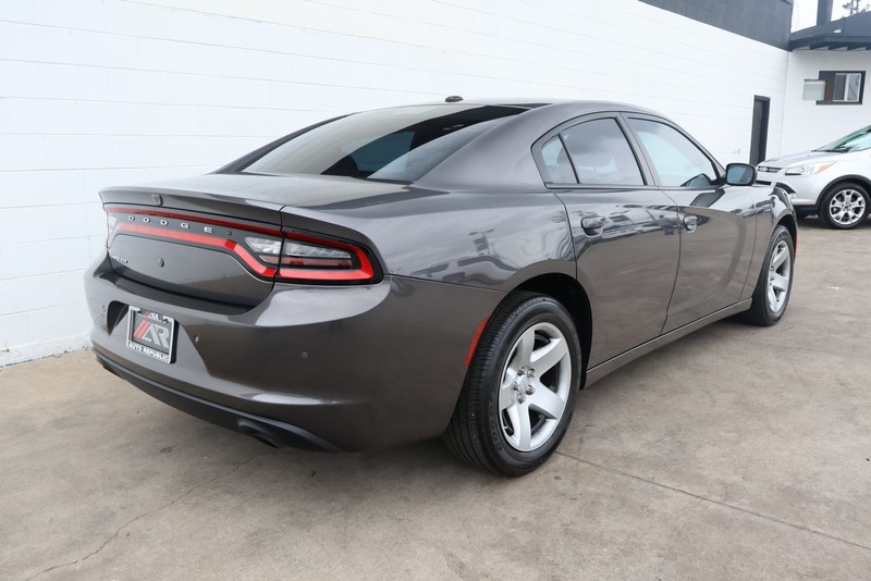 Dodge Charger Vehicle Full-screen Gallery Image 05