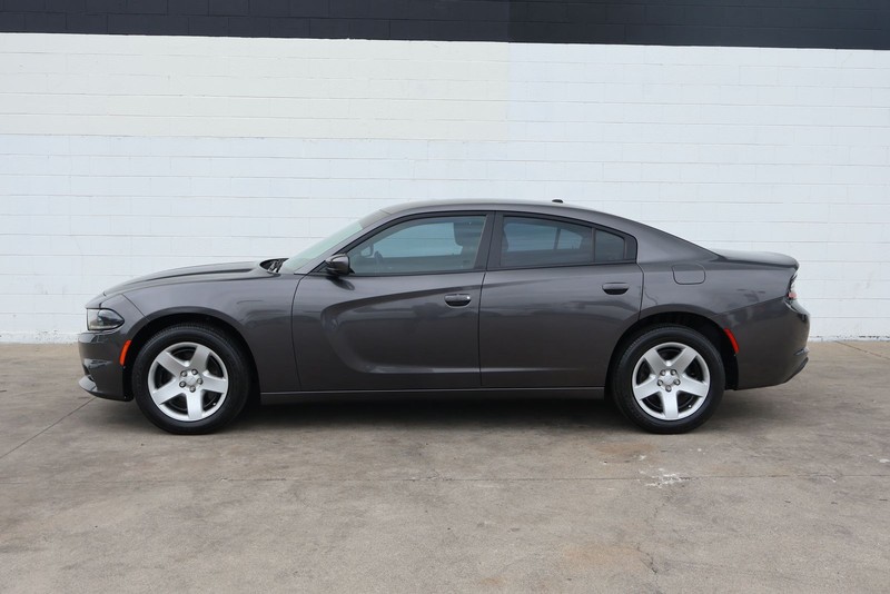 Dodge Charger Vehicle Full-screen Gallery Image 10