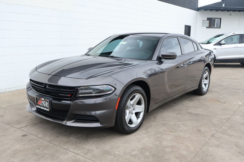 Dodge Charger Vehicle Full-screen Gallery Image 11