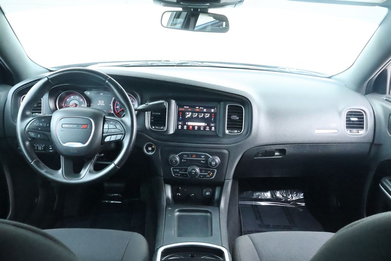 Dodge Charger Vehicle Full-screen Gallery Image 25