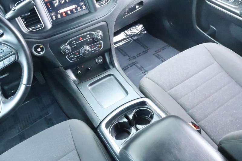 Dodge Charger Vehicle Full-screen Gallery Image 34