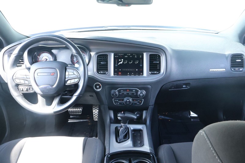 Dodge Charger Vehicle Full-screen Gallery Image 24