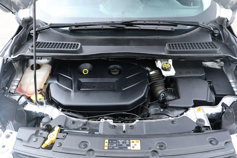 Ford Escape Vehicle Full-screen Gallery Image 16