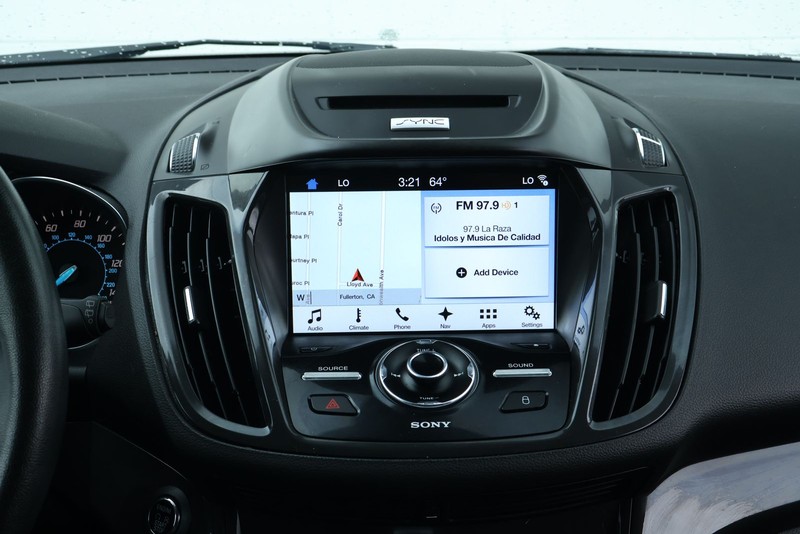 Ford Escape Vehicle Full-screen Gallery Image 33