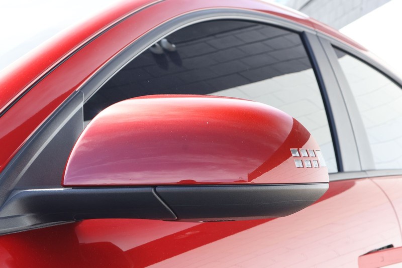 Hyundai IONIQ 6 Vehicle Full-screen Gallery Image 15