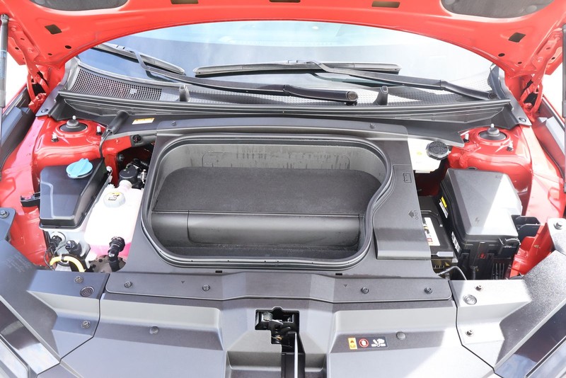 Hyundai IONIQ 6 Vehicle Full-screen Gallery Image 16