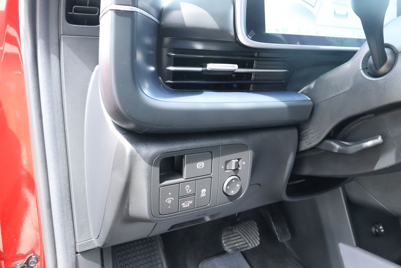 Hyundai IONIQ 6 Vehicle Full-screen Gallery Image 20