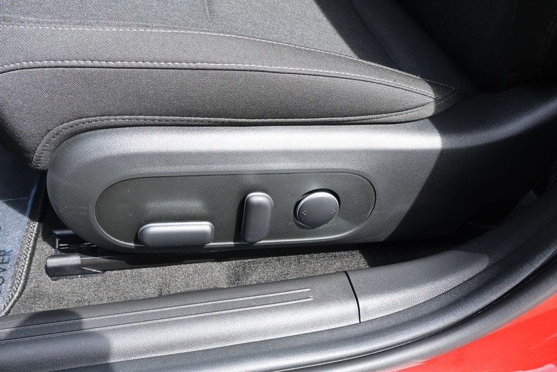 Hyundai IONIQ 6 Vehicle Full-screen Gallery Image 21