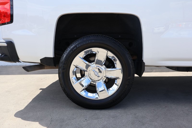 Chevrolet Silverado 1500 Vehicle Full-screen Gallery Image 17