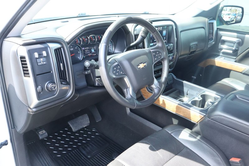 Chevrolet Silverado 1500 Vehicle Full-screen Gallery Image 21