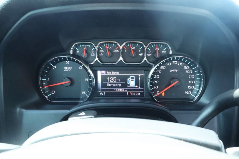 Chevrolet Silverado 1500 Vehicle Full-screen Gallery Image 31