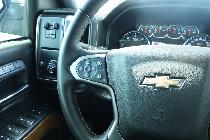 Chevrolet Silverado 1500 Vehicle Full-screen Gallery Image 33