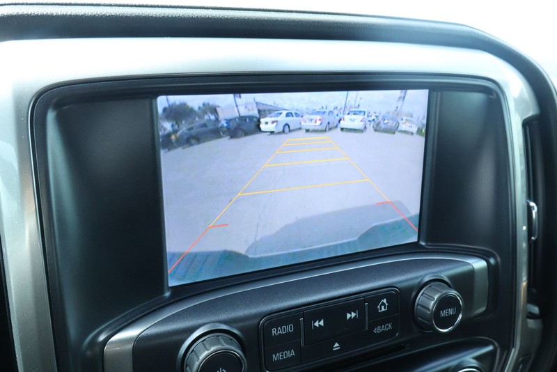 Chevrolet Silverado 1500 Vehicle Full-screen Gallery Image 36