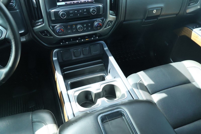 Chevrolet Silverado 1500 Vehicle Full-screen Gallery Image 37