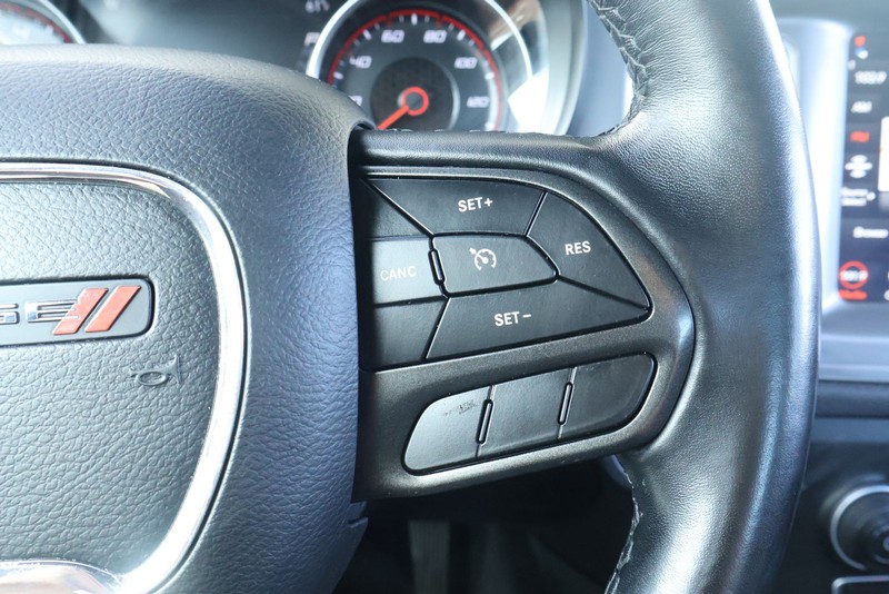 Dodge Charger Vehicle Full-screen Gallery Image 29