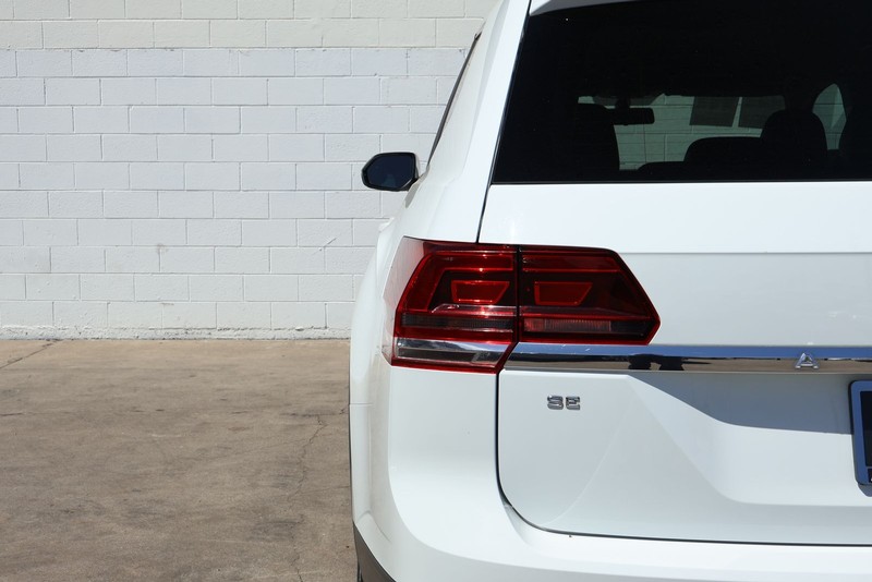 Volkswagen Atlas Vehicle Full-screen Gallery Image 07