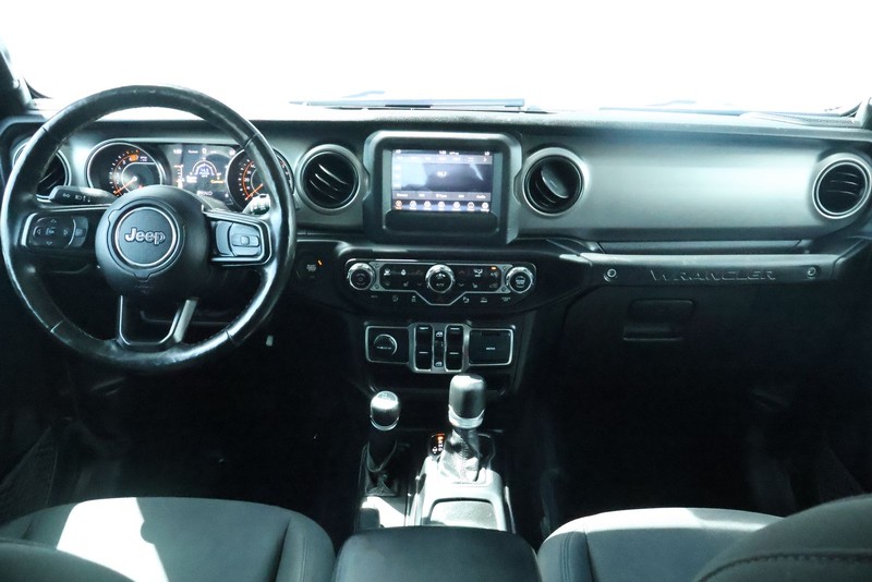 Jeep Wrangler Vehicle Full-screen Gallery Image 29