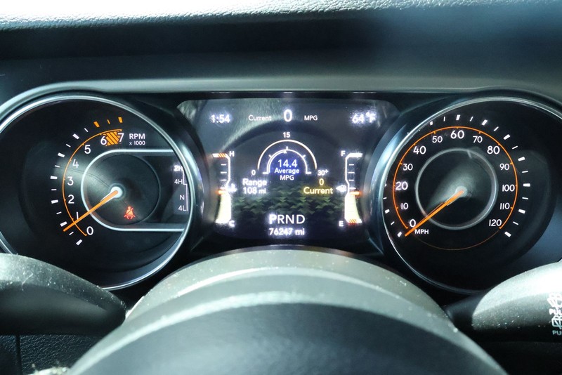 Jeep Wrangler Vehicle Full-screen Gallery Image 30