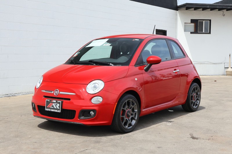FIAT 500 Vehicle Full-screen Gallery Image 11