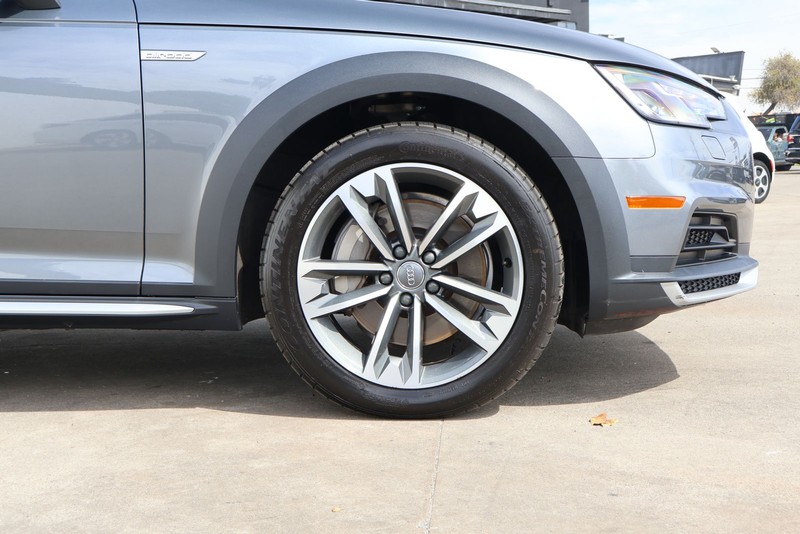 Audi allroad Vehicle Full-screen Gallery Image 14