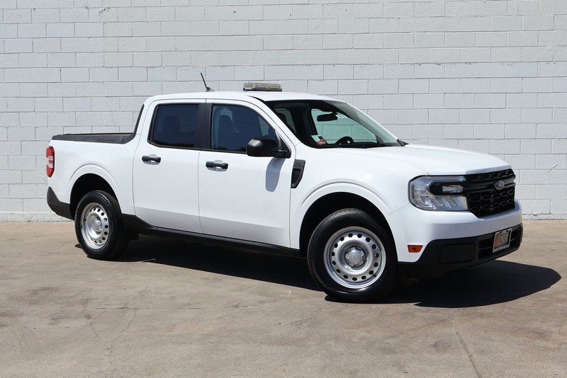 Ford Maverick Vehicle Full-screen Gallery Image 01