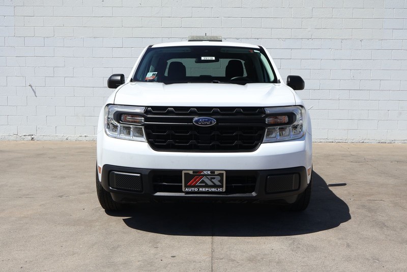 Ford Maverick Vehicle Full-screen Gallery Image 02