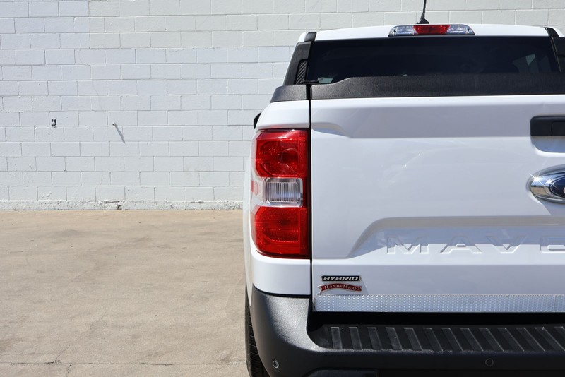 Ford Maverick Vehicle Full-screen Gallery Image 07