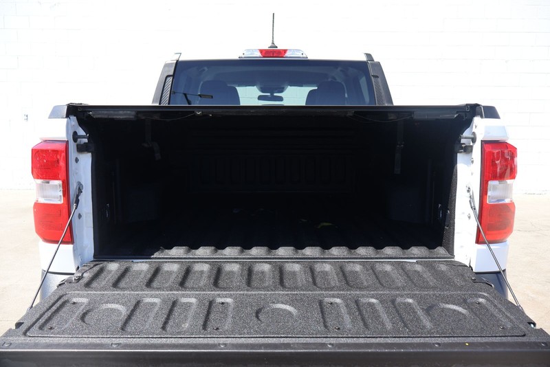 Ford Maverick Vehicle Full-screen Gallery Image 08