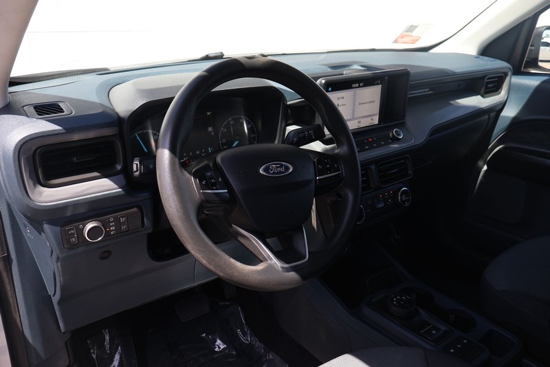 Ford Maverick Vehicle Full-screen Gallery Image 16