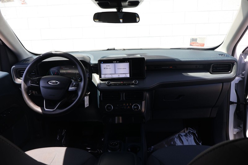 Ford Maverick Vehicle Full-screen Gallery Image 21