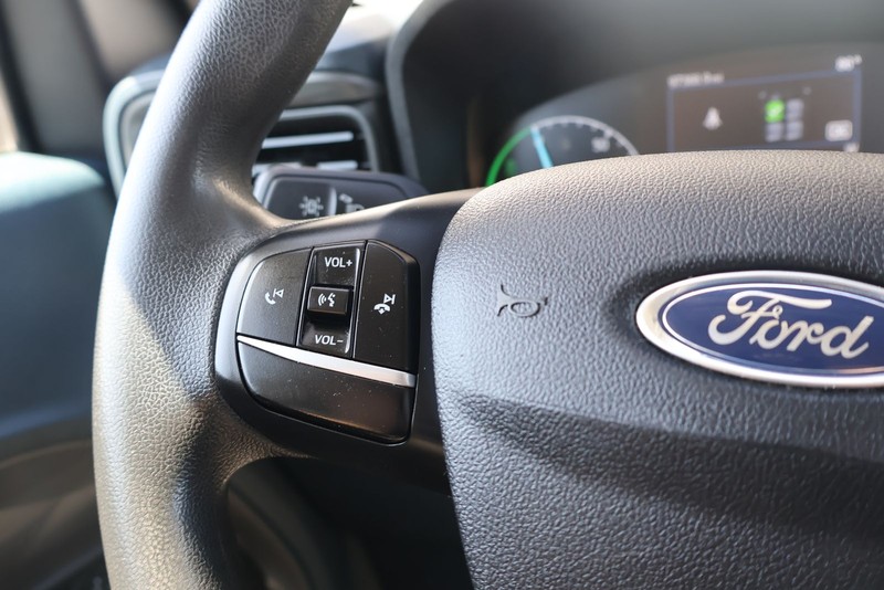 Ford Maverick Vehicle Full-screen Gallery Image 24