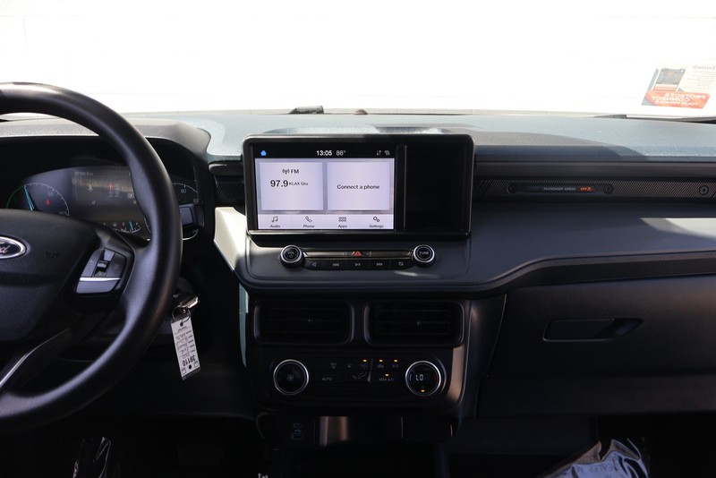 Ford Maverick Vehicle Full-screen Gallery Image 26