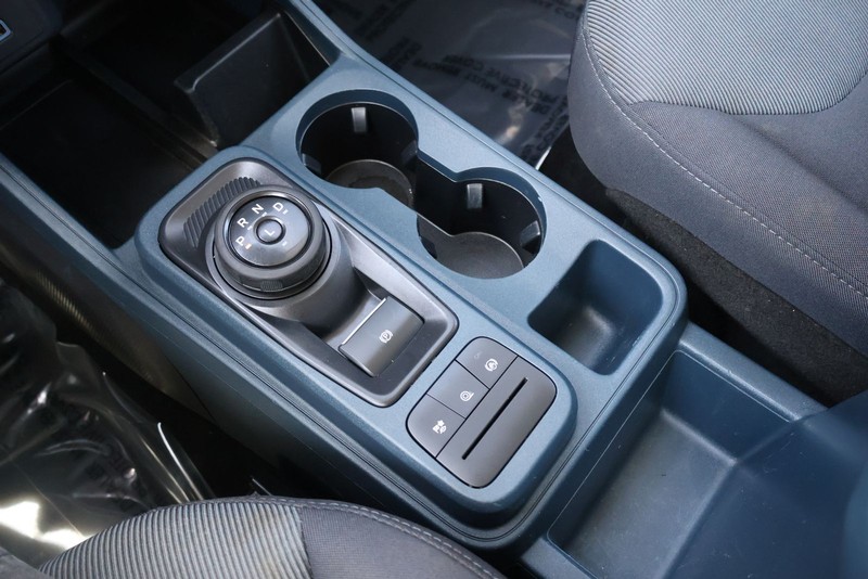 Ford Maverick Vehicle Full-screen Gallery Image 30