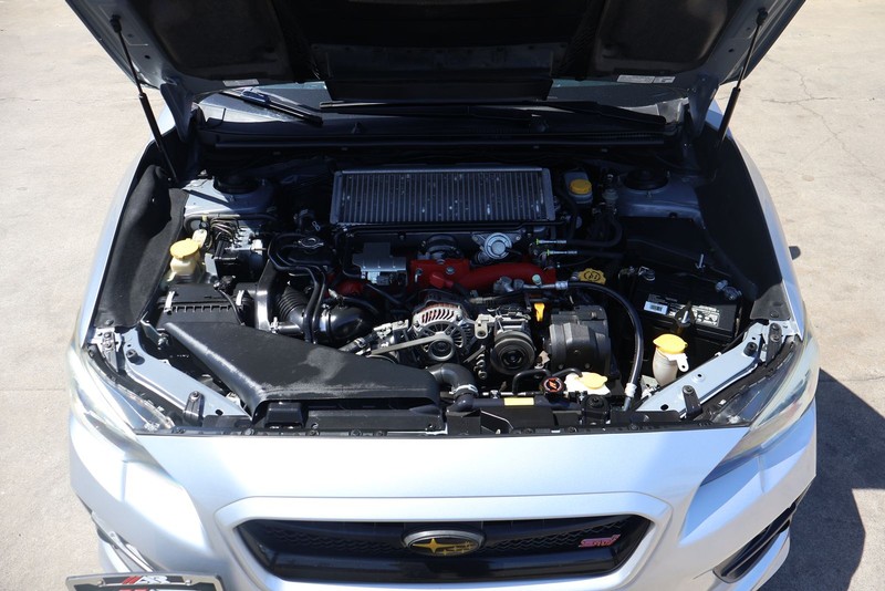 Subaru WRX STI Vehicle Full-screen Gallery Image 12