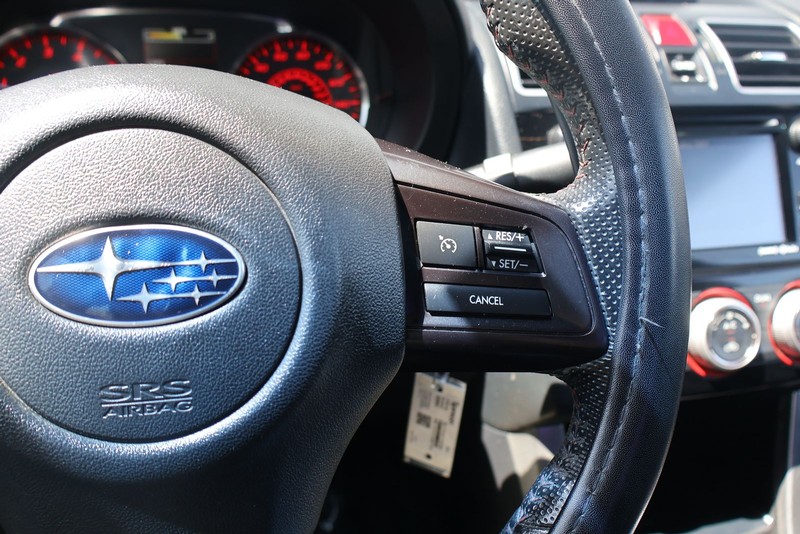 Subaru WRX STI Vehicle Full-screen Gallery Image 26