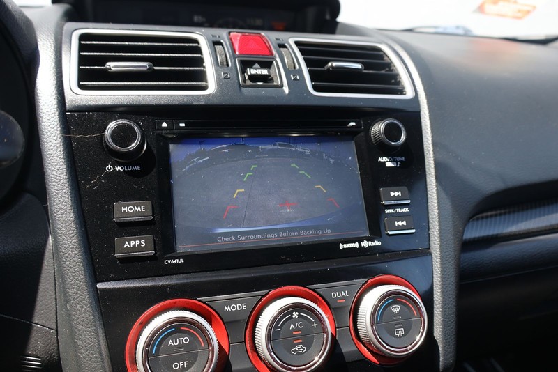 Subaru WRX STI Vehicle Full-screen Gallery Image 29