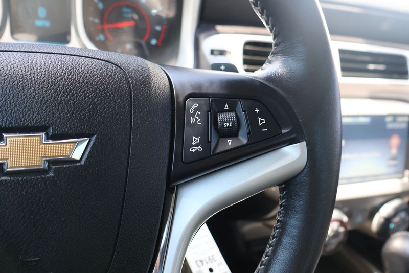 Chevrolet Camaro Vehicle Full-screen Gallery Image 24