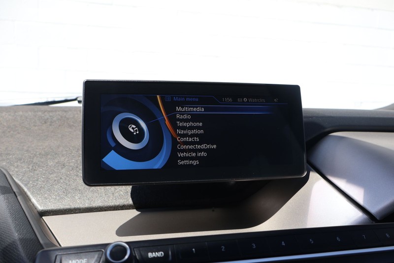 BMW i3 Vehicle Full-screen Gallery Image 29