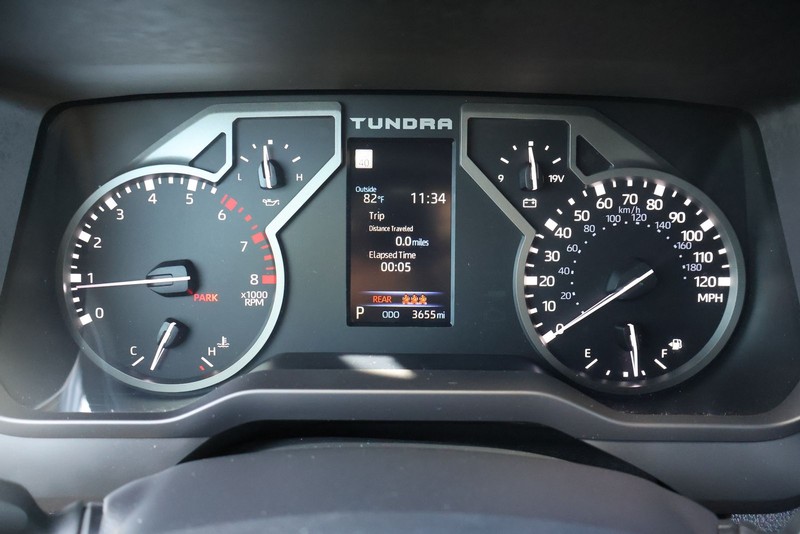 Toyota Tundra 2WD Vehicle Full-screen Gallery Image 24