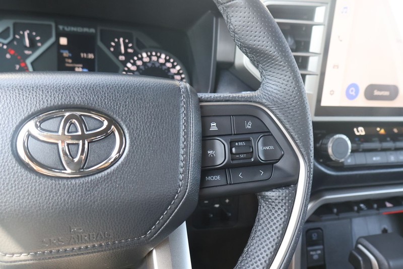 Toyota Tundra 2WD Vehicle Full-screen Gallery Image 27