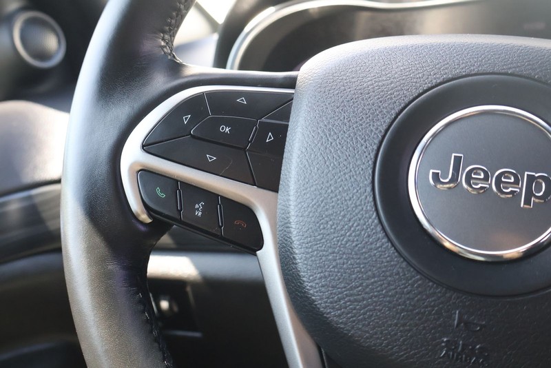 Jeep Grand Cherokee Vehicle Full-screen Gallery Image 26