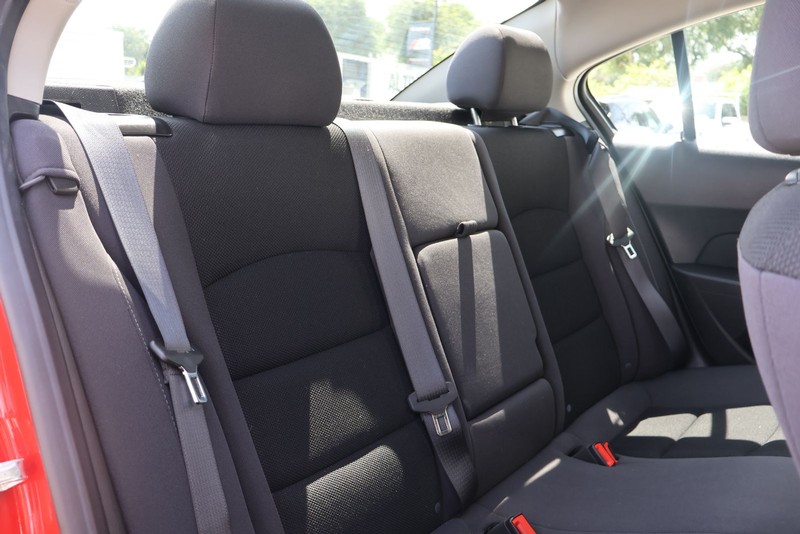 Chevrolet Cruze Vehicle Full-screen Gallery Image 20