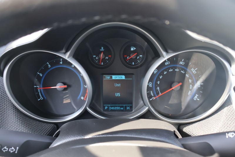 Chevrolet Cruze Vehicle Full-screen Gallery Image 22