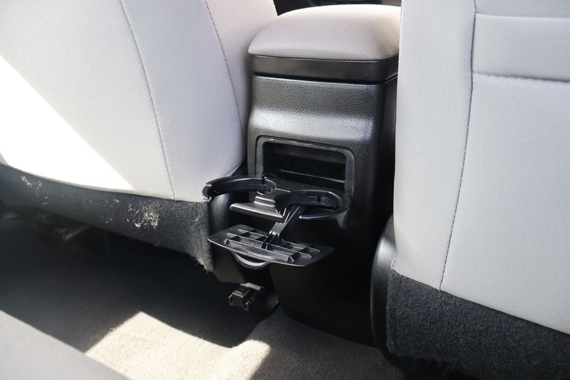 Toyota Corolla Vehicle Full-screen Gallery Image 21